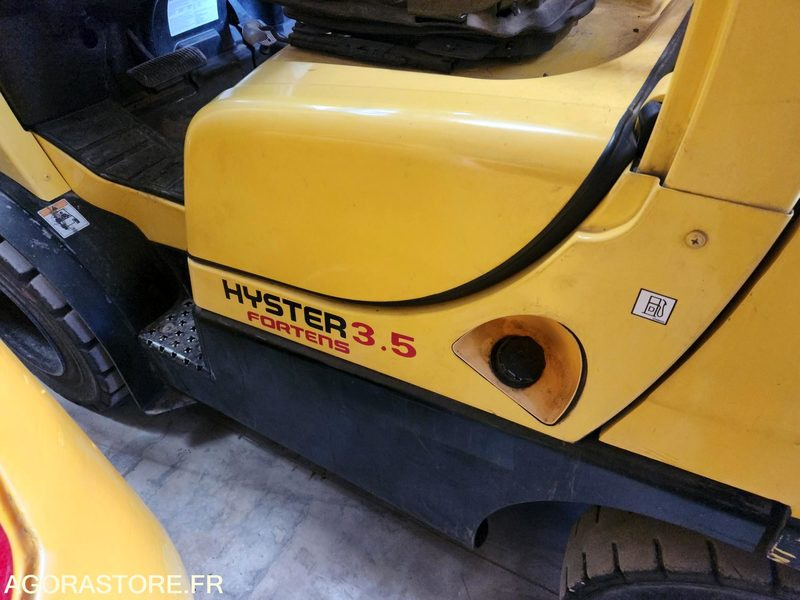 CHARIOT ELEVATEUR DIESEL 3T5 HYSTER H3.5FT - 2007 - 1033 heures - Дизел вилушкар: слика 5 CHARIOT ELEVATEUR DIESEL 3T5 HYSTER H3.5FT - 2007 - 1033 heures - Дизел вилушкар: слика 5
