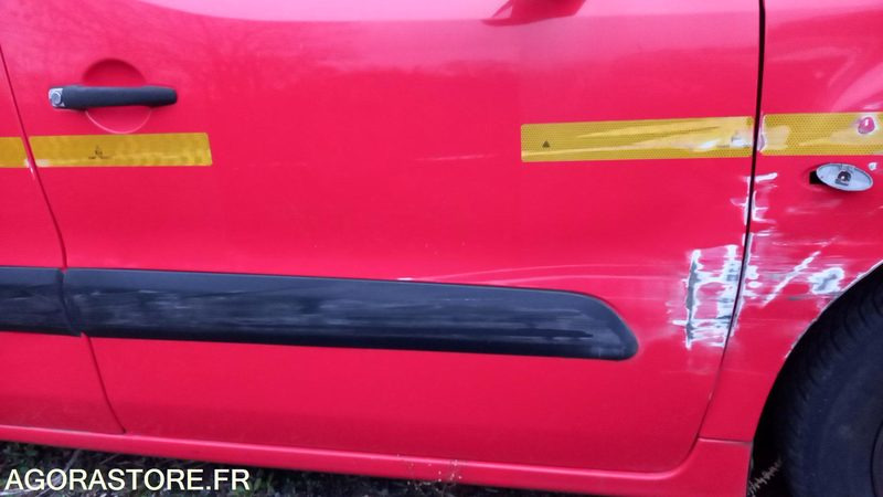 CITROËN - BERLINGO - 2008 - 133907KM - 607CAX57 - Мало комбе: слика 4 CITROËN - BERLINGO - 2008 - 133907KM - 607CAX57 - Мало комбе: слика 4