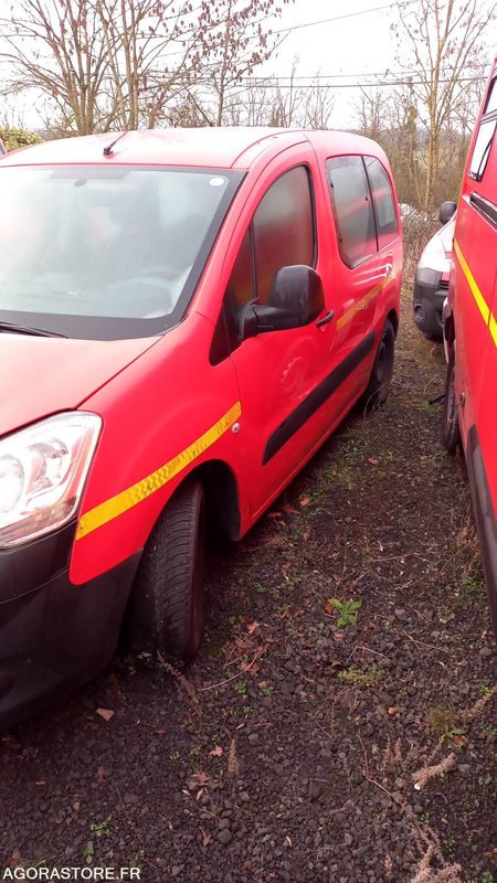 CITROËN - BERLINGO - 2009 - 187233KM - 947CAY57 - Мало комбе: слика 2 CITROËN - BERLINGO - 2009 - 187233KM - 947CAY57 - Мало комбе: слика 2