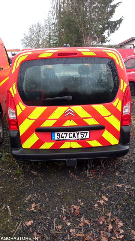 CITROËN - BERLINGO - 2009 - 187233KM - 947CAY57 - Мало комбе: слика 4 CITROËN - BERLINGO - 2009 - 187233KM - 947CAY57 - Мало комбе: слика 4