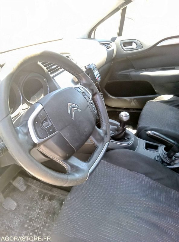 CITROEN C4 - Автомобил: слика 1 CITROEN C4 - Автомобил: слика 1