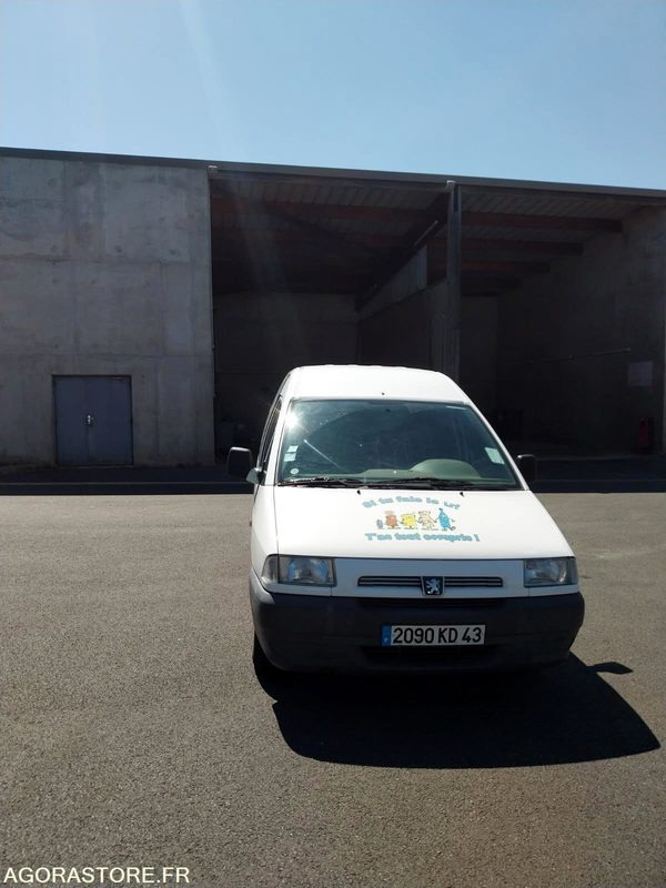 CITROEN EXPERT 1,9 D FOURGON - Товарно комбе: слика 4 CITROEN EXPERT 1,9 D FOURGON - Товарно комбе: слика 4