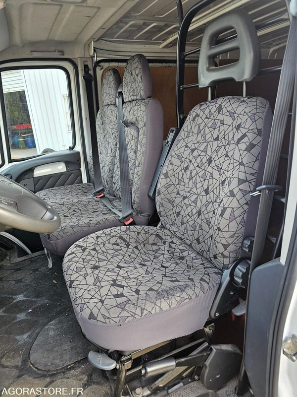 CITROEN JUMPER - 2003 - 34970KM - 405DVA92 - Товарно комбе: слика 5 CITROEN JUMPER - 2003 - 34970KM - 405DVA92 - Товарно комбе: слика 5