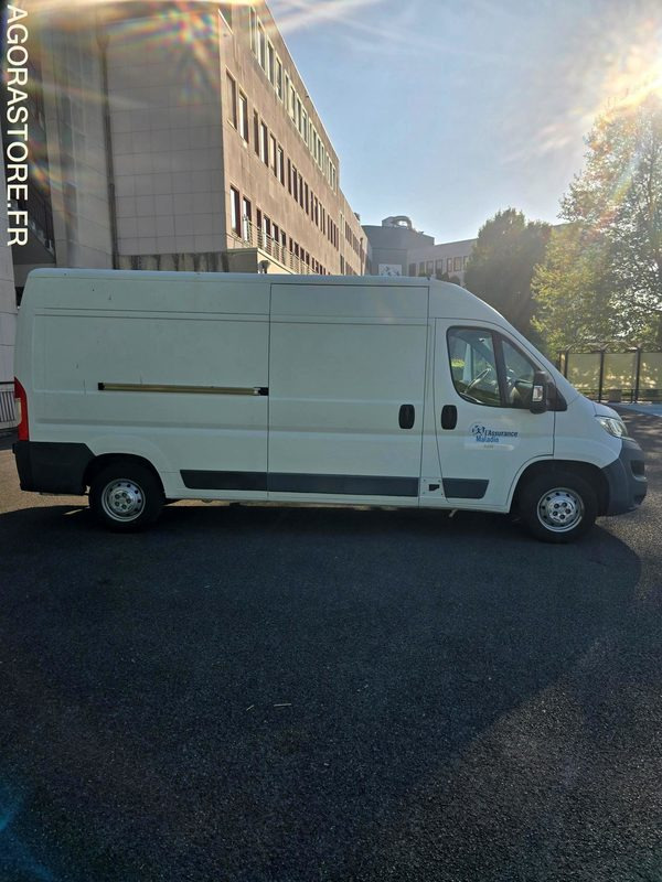CITROEN JUMPER -2016- 34 916 km - Товарно комбе: слика 2 CITROEN JUMPER -2016- 34 916 km - Товарно комбе: слика 2