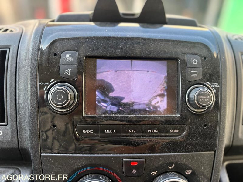 CITROEN JUMPER II (2) II 33 L2H2 BLUEHDI 140 S&S BVM6 DRIVER - 148592km - 2019 - Товарно комбе: слика 5 CITROEN JUMPER II (2) II 33 L2H2 BLUEHDI 140 S&S BVM6 DRIVER - 148592km - 2019 - Товарно комбе: слика 5