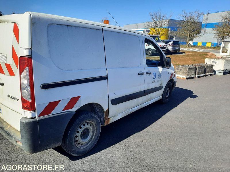 CITROEN JUMPY - 2007 - 127 400KM - Мало комбе: слика 3 CITROEN JUMPY - 2007 - 127 400KM - Мало комбе: слика 3