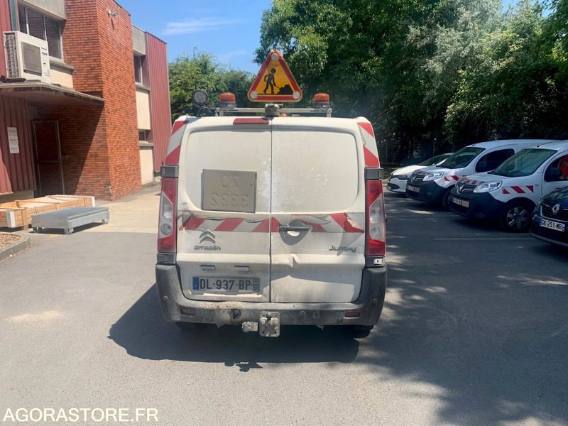 CITROEN JUMPY - 2014 / 264591 KM (DL-937-BP) (MVU217) - Товарно комбе: слика 3 CITROEN JUMPY - 2014 / 264591 KM (DL-937-BP) (MVU217) - Товарно комбе: слика 3