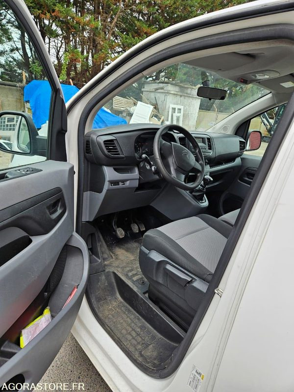 CITROEN JUMPY SPACE TOURER 9 places 240051 kms ANNÉE 2019 - Минибус, Патничко комбе: слика 5 CITROEN JUMPY SPACE TOURER 9 places 240051 kms ANNÉE 2019 - Минибус, Патничко комбе: слика 5