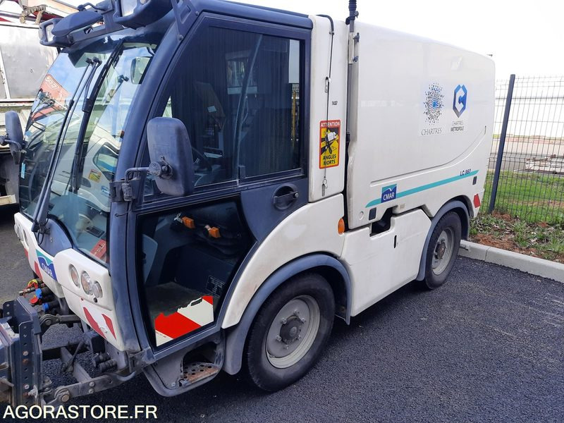 CMAR LC860 - 2014 - 5 700KM - Мало комбе: слика 4 CMAR LC860 - 2014 - 5 700KM - Мало комбе: слика 4