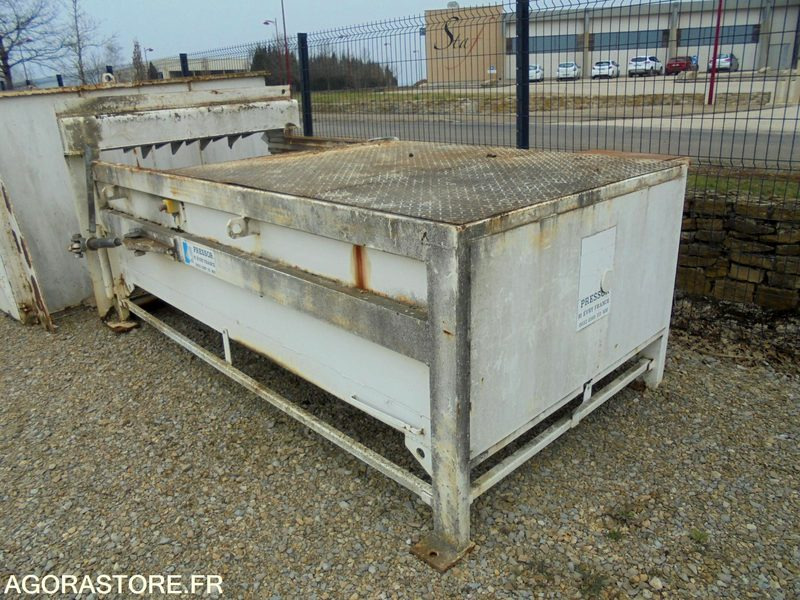 COMPACTEUR DECHET - PRESSOR AN 2006 - Алат/ Опрема: слика 1 COMPACTEUR DECHET - PRESSOR AN 2006 - Алат/ Опрема: слика 1