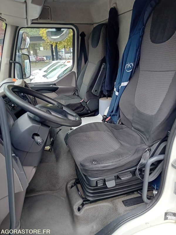 Camion citerne DAF LF310 - 2015 - 158 000km - SUV: слика 5 Camion citerne DAF LF310 - 2015 - 158 000km - SUV: слика 5