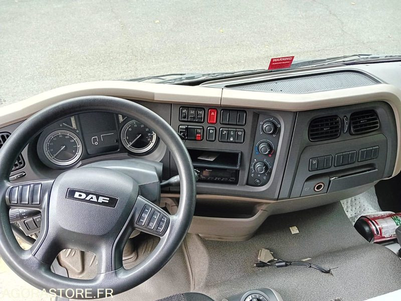 Camion citerne DAF LF310 - 2015 - 158 000km - SUV: слика 4 Camion citerne DAF LF310 - 2015 - 158 000km - SUV: слика 4