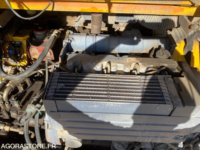 Chargeuse - Натоварувач: слика 5 Chargeuse - Натоварувач: слика 5