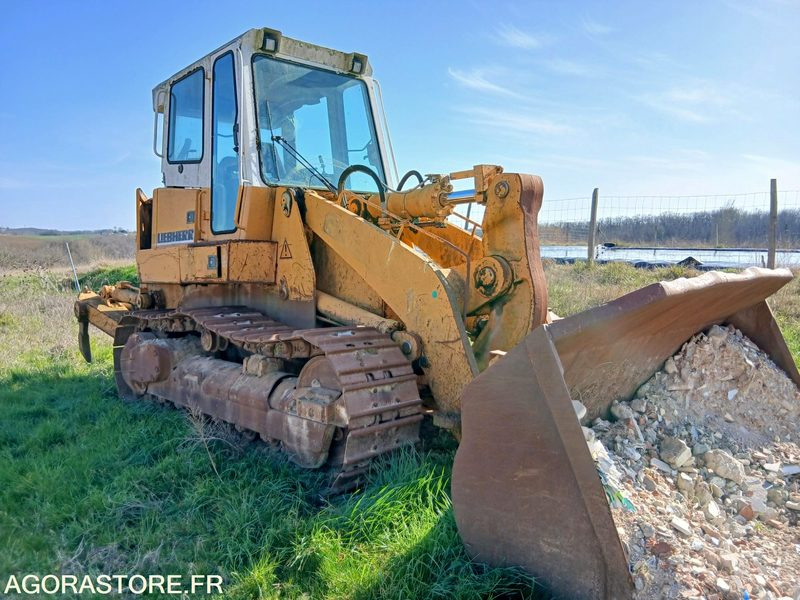 Chargeuse LIEBHERR 2001 - Натоварувач: слика 2 Chargeuse LIEBHERR 2001 - Натоварувач: слика 2