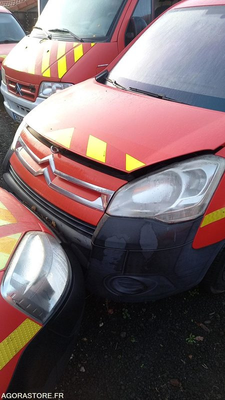 Citroën - BERLINGO - 2009 - 210787KMS - 946CAY57 - Мало комбе: слика 2 Citroën - BERLINGO - 2009 - 210787KMS - 946CAY57 - Мало комбе: слика 2