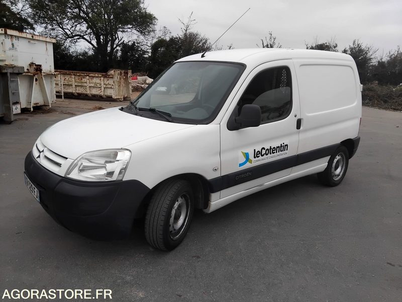 Citroën Berlingo 1,6 HDI - Мало комбе: слика 1 Citroën Berlingo 1,6 HDI - Мало комбе: слика 1