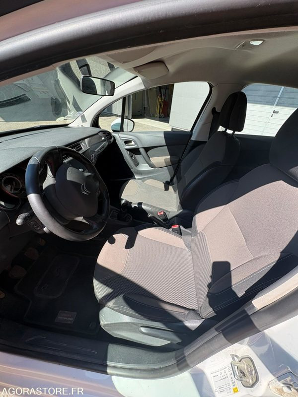Citroën C3 - 2014 - 153 200 km - DH862AF - Автомобил: слика 3 Citroën C3 - 2014 - 153 200 km - DH862AF - Автомобил: слика 3