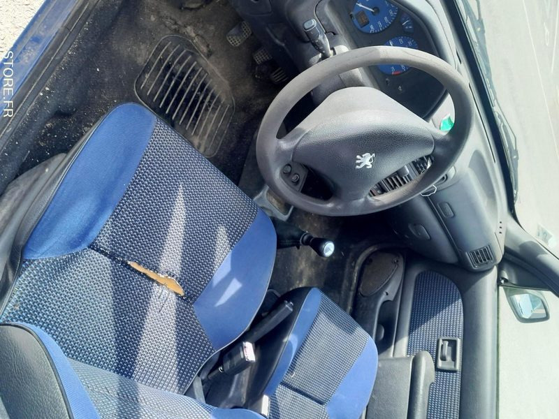Citroën Saxo 5 portes - Автомобил: слика 5 Citroën Saxo 5 portes - Автомобил: слика 5