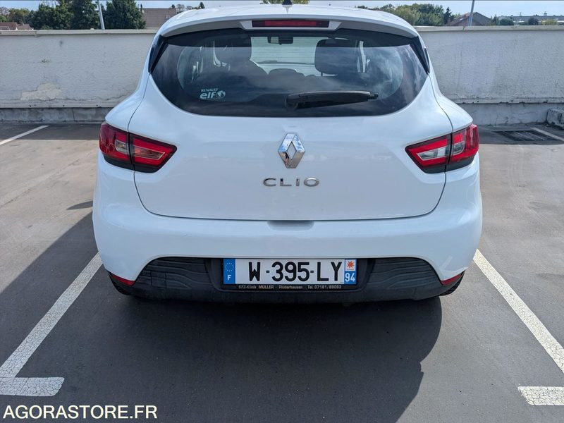 Автомобил Clio IV 1.2 16V 73 ch – Version Dynamique – 2014 – Très bien équipée: слика 6 Автомобил Clio IV 1.2 16V 73 ch – Version Dynamique – 2014 – Très bien équipée: слика 6