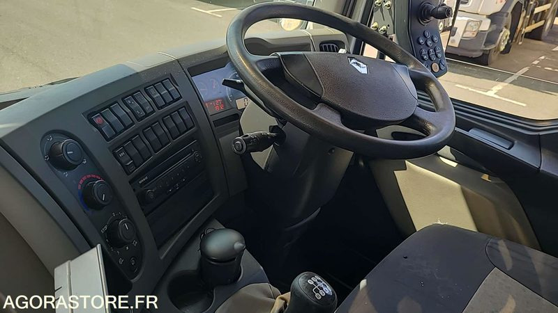 DJ 330 YP - RENAULT MIDLUM 220 - 2014 - 96138KM - Возило за метење: слика 5 DJ 330 YP - RENAULT MIDLUM 220 - 2014 - 96138KM - Возило за метење: слика 5