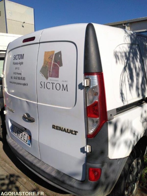 DJ-673-CJ RENAULT KANGOO 201522 kms 2014 - Мало комбе: слика 4 DJ-673-CJ RENAULT KANGOO 201522 kms 2014 - Мало комбе: слика 4