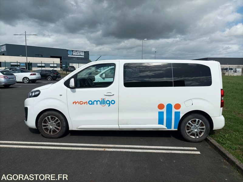EM-557-ZF - Non Roulant - CITROEN JUMPY SPACE TOURER - VP - 9PLACES - 277 073Kms - Минибус, Патничко комбе: слика 1 EM-557-ZF - Non Roulant - CITROEN JUMPY SPACE TOURER - VP - 9PLACES - 277 073Kms - Минибус, Патничко комбе: слика 1