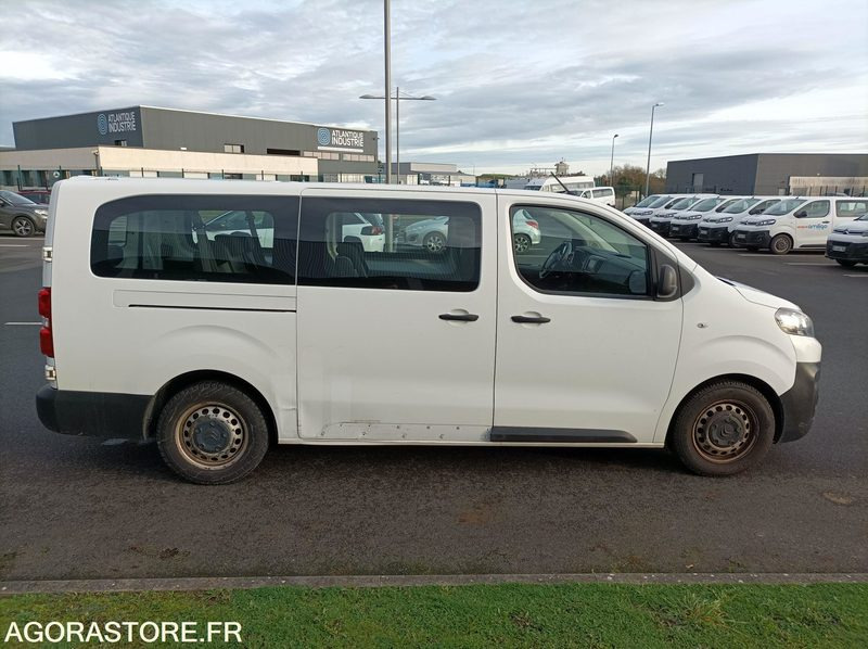 EY-346-BY - Roulant - CITROEN JUMPY SPACE TOURER - VP - 189 243 Kms "CG PERDUE" - Минибус, Патничко комбе: слика 3 EY-346-BY - Roulant - CITROEN JUMPY SPACE TOURER - VP - 189 243 Kms "CG PERDUE" - Минибус, Патничко комбе: слика 3