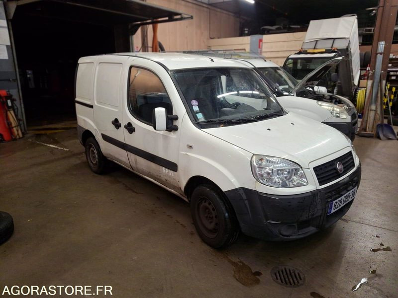 FIAT DOBLO CARGO 2 - Мало комбе: слика 2 FIAT DOBLO CARGO 2 - Мало комбе: слика 2