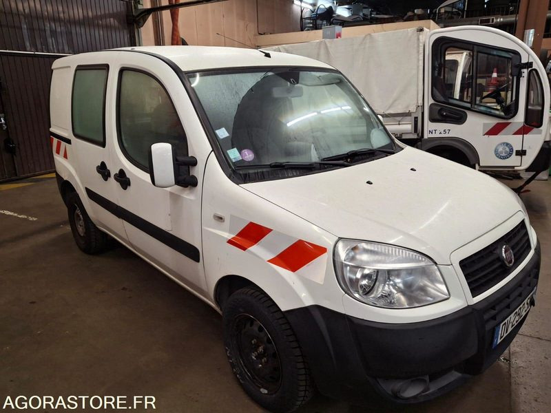 FIAT DOBLO CARGO - Мало комбе: слика 1 FIAT DOBLO CARGO - Мало комбе: слика 1