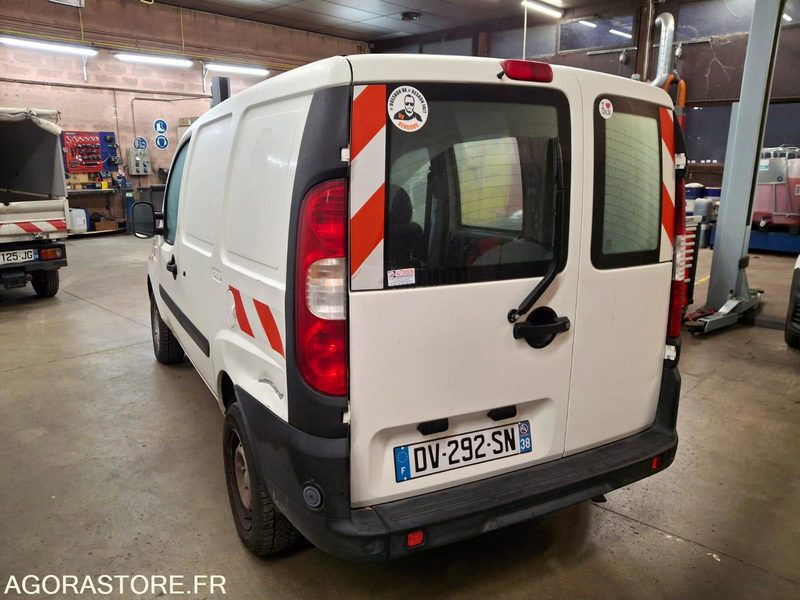 FIAT DOBLO CARGO - Мало комбе: слика 3 FIAT DOBLO CARGO - Мало комбе: слика 3