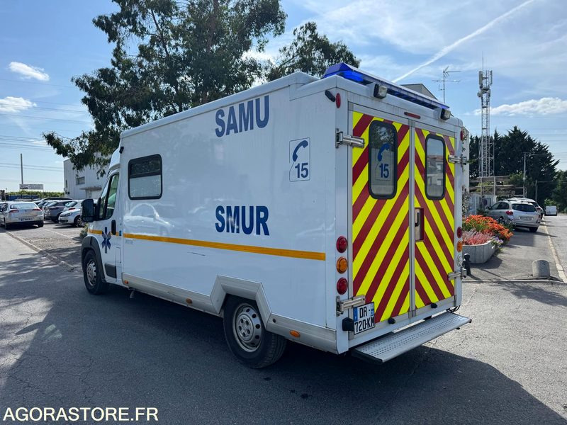 FIAT DUCATO SAMU / AMBULANCE - 2009 - 240 000 KM - Товарно комбе: слика 3 FIAT DUCATO SAMU / AMBULANCE - 2009 - 240 000 KM - Товарно комбе: слика 3