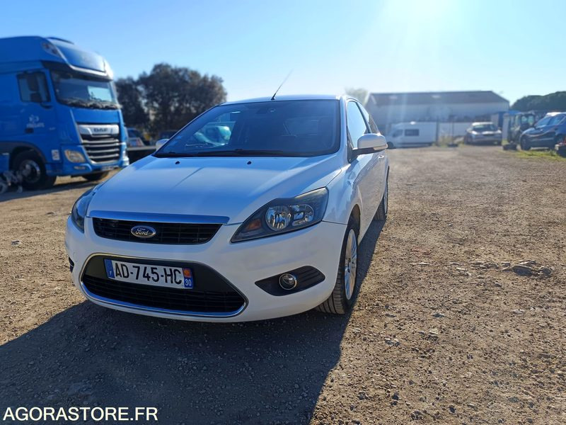 FORD FOCUS 1.6 TDCI 90CH - 2009 - 187000KMS - Автомобил: слика 2 FORD FOCUS 1.6 TDCI 90CH - 2009 - 187000KMS - Автомобил: слика 2