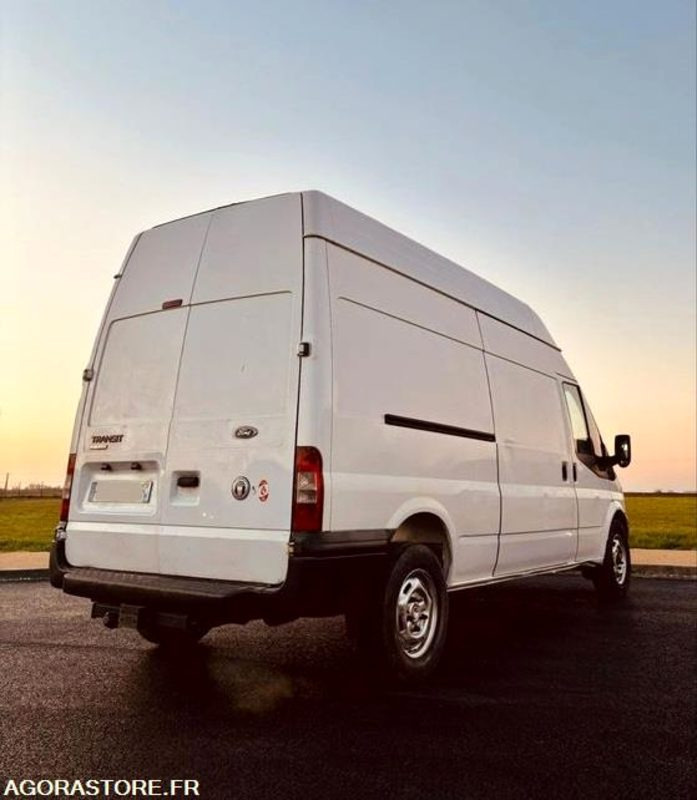 FORD TRANSIT - 330 000 KMS / MOTEUR CHANGER EN 2024 12 000 KMS - Товарно комбе: слика 3 FORD TRANSIT - 330 000 KMS / MOTEUR CHANGER EN 2024 12 000 KMS - Товарно комбе: слика 3