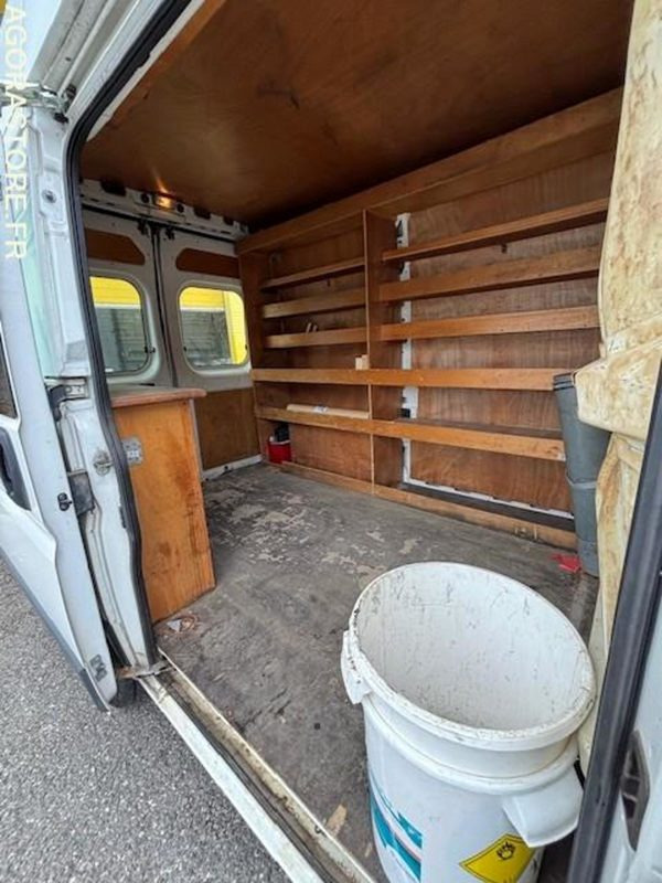 FOURGON CITROEN JUMPER FT30 de 2010 76305kms - Товарно комбе: слика 3 FOURGON CITROEN JUMPER FT30 de 2010 76305kms - Товарно комбе: слика 3