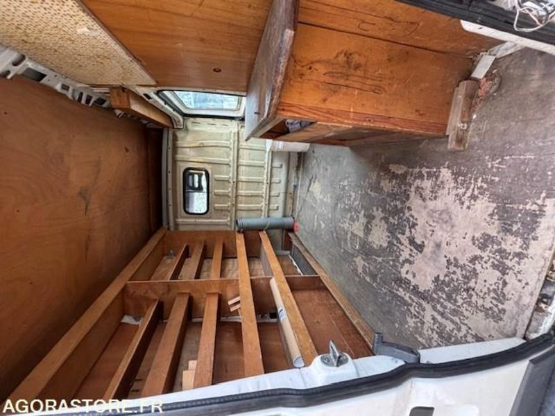 FOURGON CITROEN JUMPER FT30 de 2010 76305kms - Товарно комбе: слика 4 FOURGON CITROEN JUMPER FT30 de 2010 76305kms - Товарно комбе: слика 4