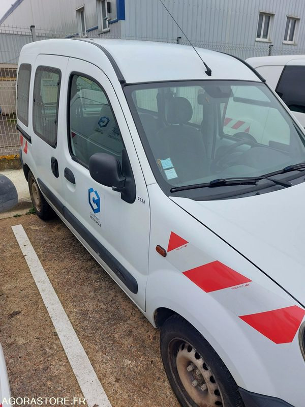 FOURGONNETTE - RENAULT KANGOO - 2003 - Мало комбе: слика 2 FOURGONNETTE - RENAULT KANGOO - 2003 - Мало комбе: слика 2