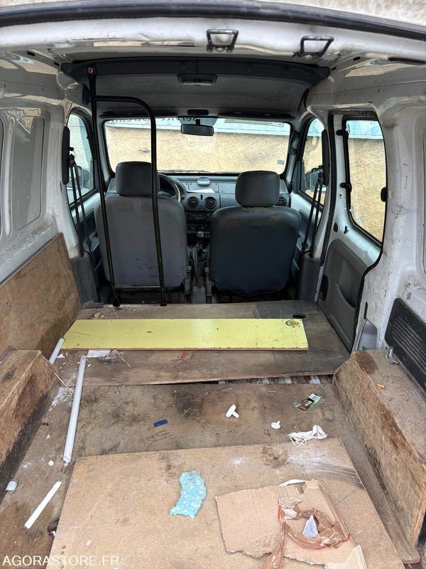 FOURGONNETTE RENAULT KANGOO - Мало комбе: слика 2 FOURGONNETTE RENAULT KANGOO - Мало комбе: слика 2