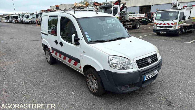 Fiat - Doblo cargo - 2008 - 173572KMS - 458BBV67 - Мало комбе: слика 2 Fiat - Doblo cargo - 2008 - 173572KMS - 458BBV67 - Мало комбе: слика 2
