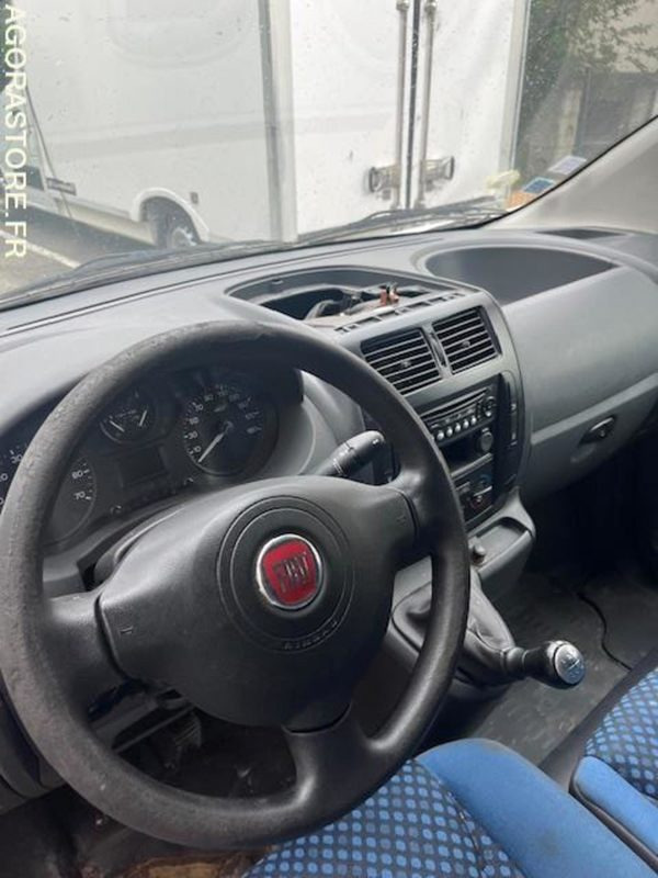 Fiat Scudo Frigo - 2016 - 97 749km - NON ROULANT - Товарно комбе: слика 3 Fiat Scudo Frigo - 2016 - 97 749km - NON ROULANT - Товарно комбе: слика 3