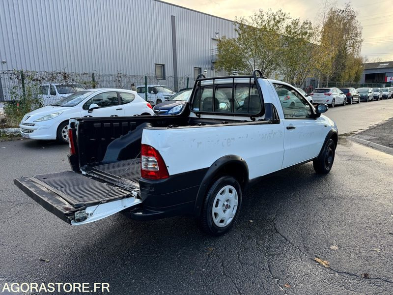Fiat Strada II Pick Up 1.3 MJTD - Пикап: слика 5 Fiat Strada II Pick Up 1.3 MJTD - Пикап: слика 5