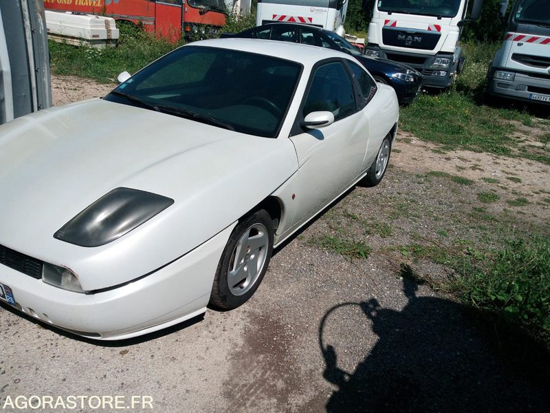 Fiat coupée 2.0L 20V - Автомобил: слика 2 Fiat coupée 2.0L 20V - Автомобил: слика 2