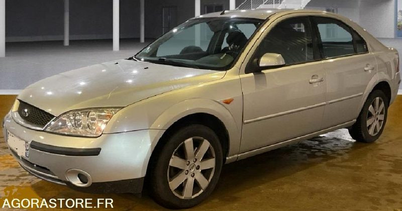 Ford Mondeo 1.8I - 125 GHIA .CT-OK passé et accepté pour 2 ans - Автомобил: слика 3 Ford Mondeo 1.8I - 125 GHIA .CT-OK passé et accepté pour 2 ans - Автомобил: слика 3