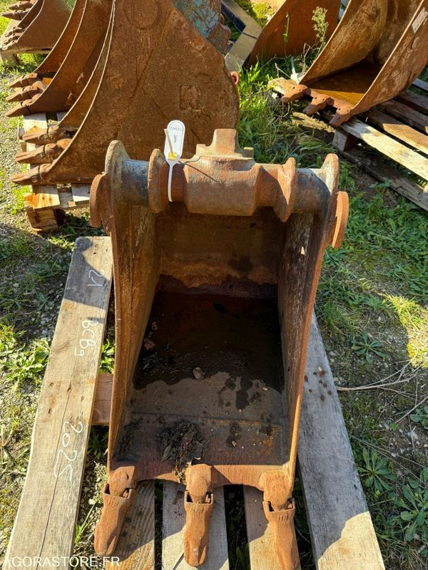 Godet 400mm Morin 2 - Корпа за Градежна машина: слика 1 Godet 400mm Morin 2 - Корпа за Градежна машина: слика 1