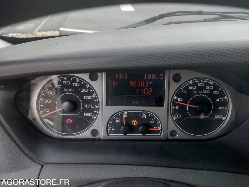 IVECO - 65C17 - 2011 / 96383 KM - Товарно комбе: слика 4 IVECO - 65C17 - 2011 / 96383 KM - Товарно комбе: слика 4