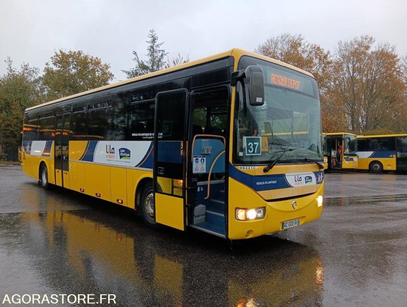 IVECO BUS CROSSWAY N°093210 - Школски автобус: слика 1 IVECO BUS CROSSWAY N°093210 - Школски автобус: слика 1
