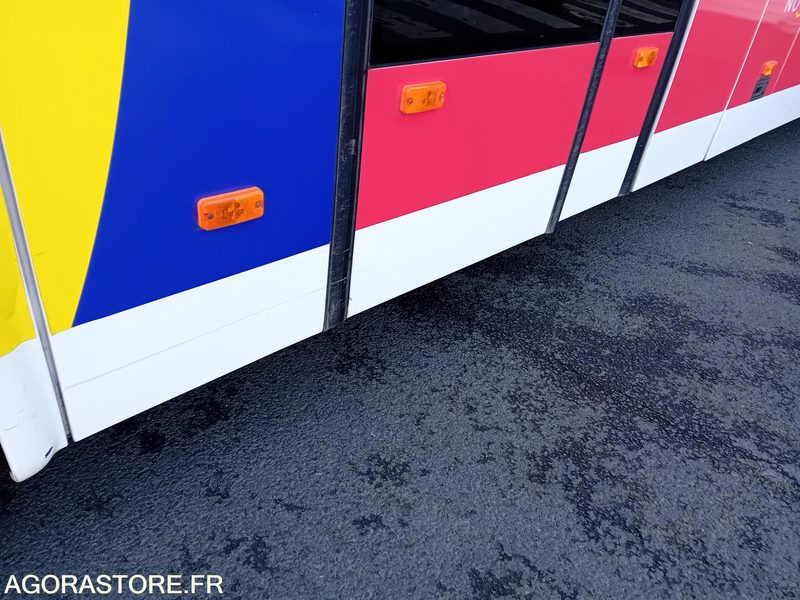 IVECO CROSSWAY LINE - DS 235 TY - E6 - 2015 - 450000 KM - BOX FAP HS - Патнички вагон автобус: слика 3 IVECO CROSSWAY LINE - DS 235 TY - E6 - 2015 - 450000 KM - BOX FAP HS - Патнички вагон автобус: слика 3