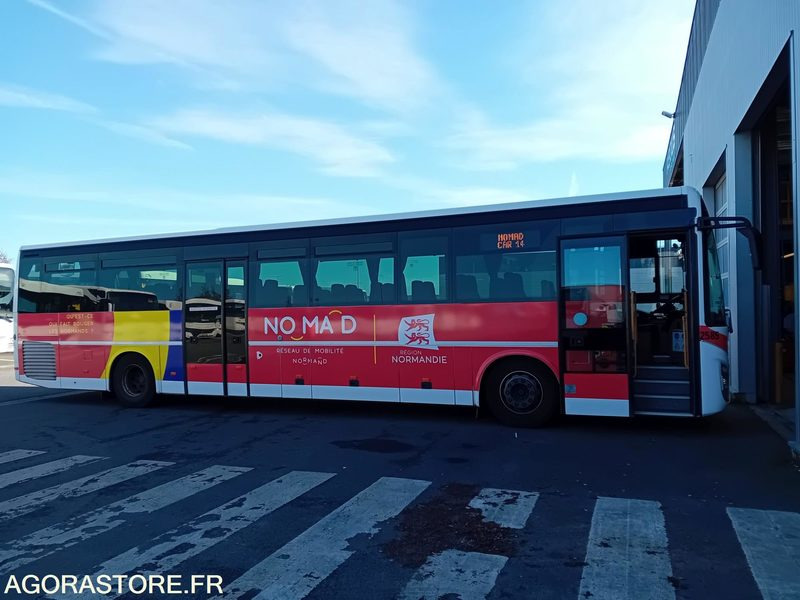 IVECO CROSSWAY LINE - DS 235 TY - E6 - 2015 - 450000 KM - BOX FAP HS - Патнички вагон автобус: слика 2 IVECO CROSSWAY LINE - DS 235 TY - E6 - 2015 - 450000 KM - BOX FAP HS - Патнички вагон автобус: слика 2