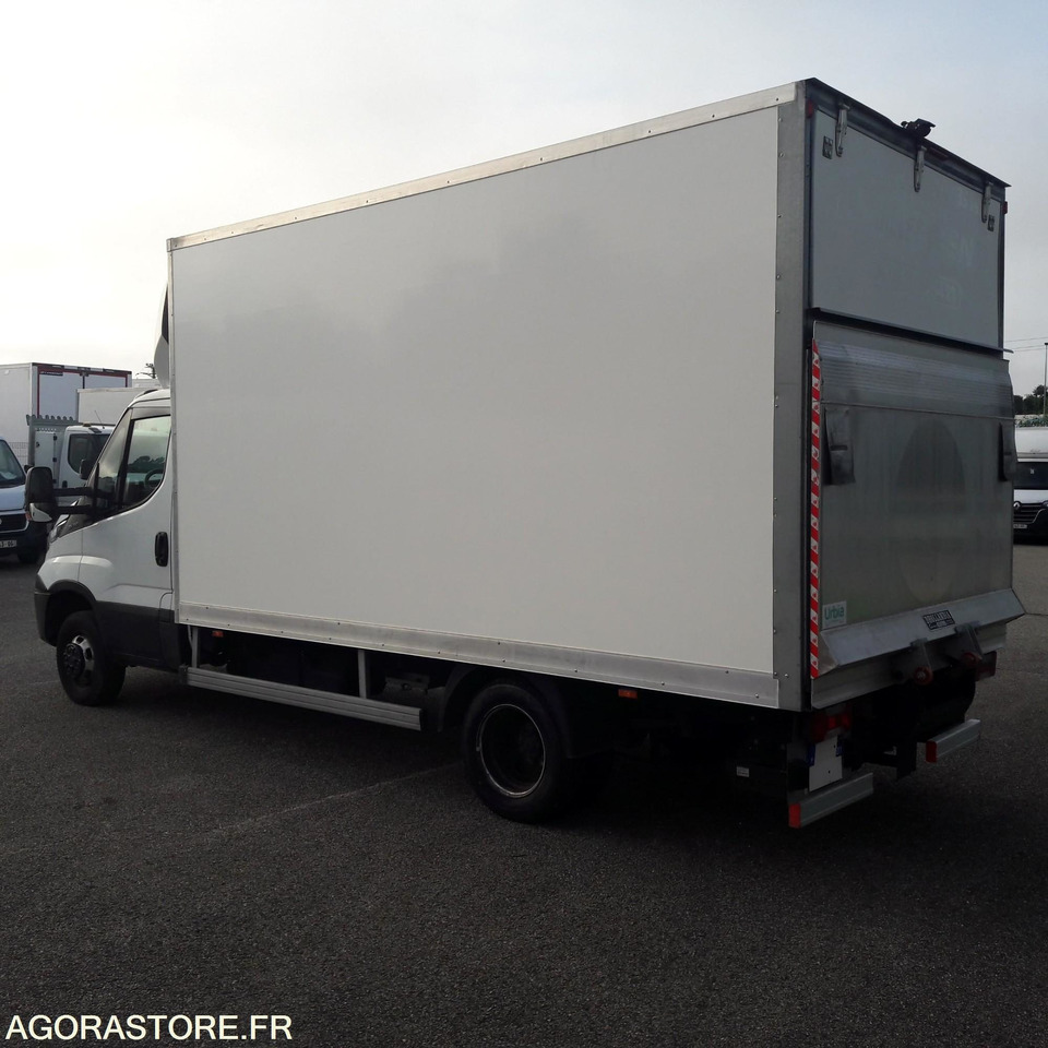 IVECO DAILY CHASSIS CABINE- 2019- 118608KM - Товарно комбе: слика 3 IVECO DAILY CHASSIS CABINE- 2019- 118608KM - Товарно комбе: слика 3