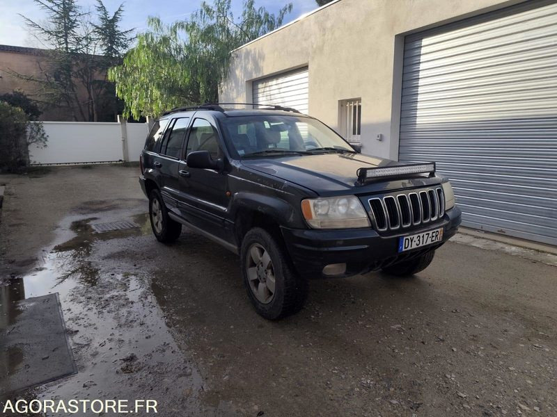 JEEP CHEROKEE 4.7 V8 ESSENCE GPL - 2000 - 271500KMS - SUV: слика 2 JEEP CHEROKEE 4.7 V8 ESSENCE GPL - 2000 - 271500KMS - SUV: слика 2