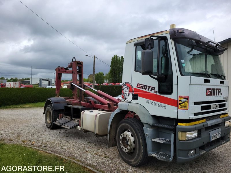 Iveco 190E24 245 polybenne - 2001 - 270000KM - Камион: слика 4 Iveco 190E24 245 polybenne - 2001 - 270000KM - Камион: слика 4